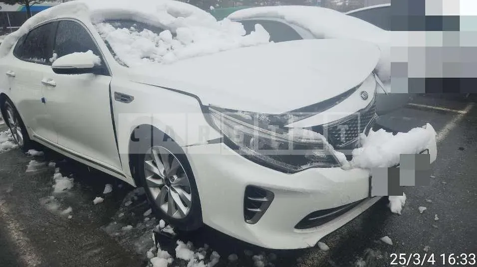Photo 2 of 6: 2016 Kia K5 — Korean insurance auction