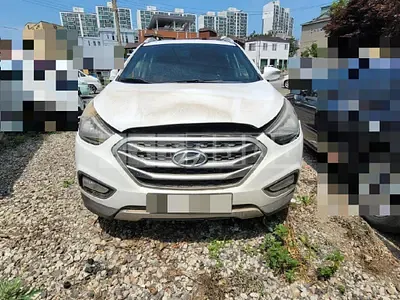 Photo 1 of 7: 2014 Hyundai Tucson ix — Korean insurance auction