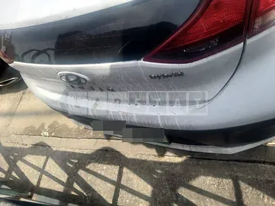 Photo 1 of 38: 2019 Hyundai Modern Ionic, VIN KMHC851CGLU196633 — Korean insurance auction