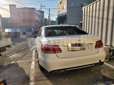 Photo 1 of 19: 2015 Mercedes-Benz E220 BlueTec, VIN WDDHF0AB9FB129441 — Korean insurance auction