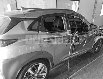 Photo 2 of 15: 2019 Hyundai Kona, VIN KMHK4815GKU369513 — Korean insurance auction
