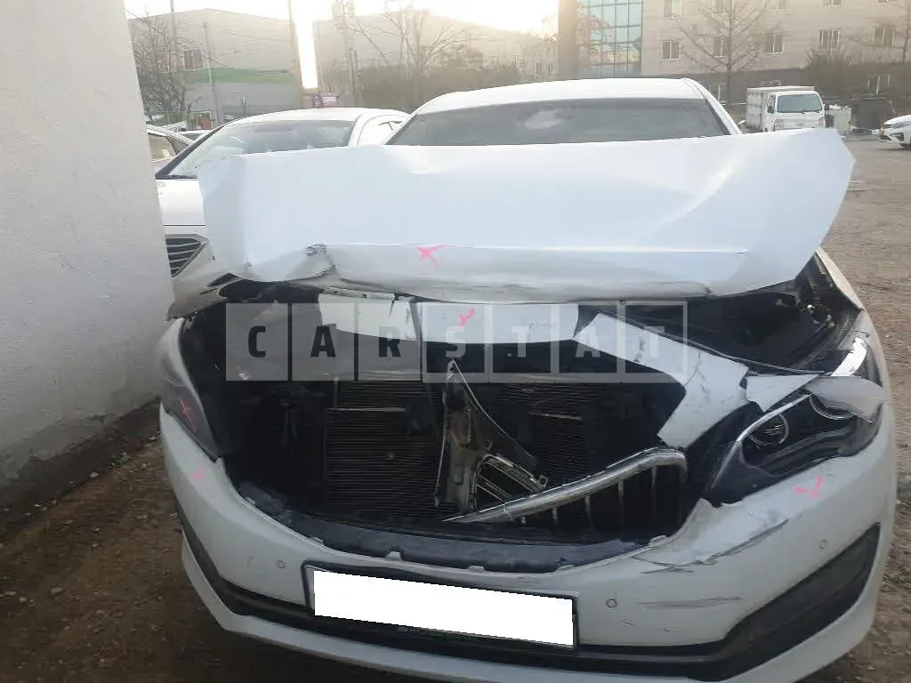Photo 2 of 17: 2015 Hyundai Aslan, VIN KMHFM411BGA008838 — Korean insurance auction