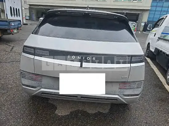 Photo 2 of 40: 2022 Hyundai IONIQ 5, VIN KMHKN81CPNU042092 — Korean insurance auction