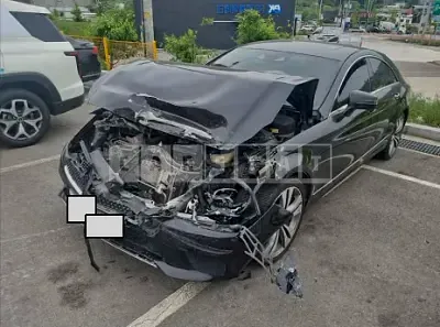 Photo 1 of 9: 2016 Mercedes-Benz CLS350d 4Matic, VIN WDDLJ9EB5GA174276 — Korean insurance auction