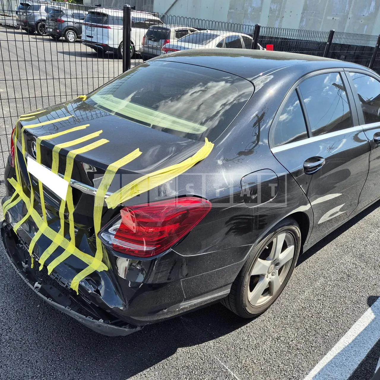 Photo 2 of 11: 2015 Mercedes-Benz C200, VIN WDDWF4CB7GF244822 — Korean insurance auction