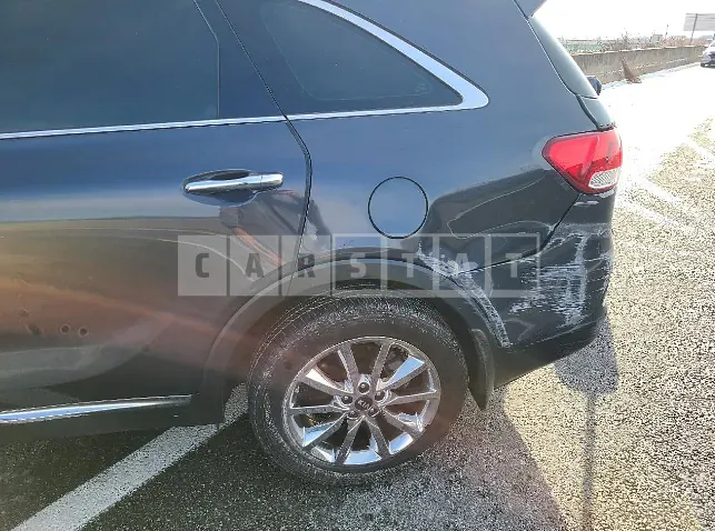 Photo 2 of 13: 2016 Kia Sorento, VIN KNAPH81ABGA166620 — Korean insurance auction