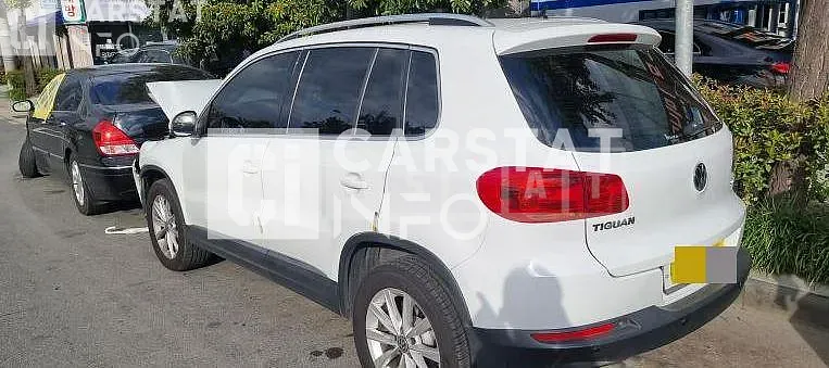 Photo 2 of 8: 2015 Volkswagen Tiguan 2.0 TDI BMT — Korean insurance auction