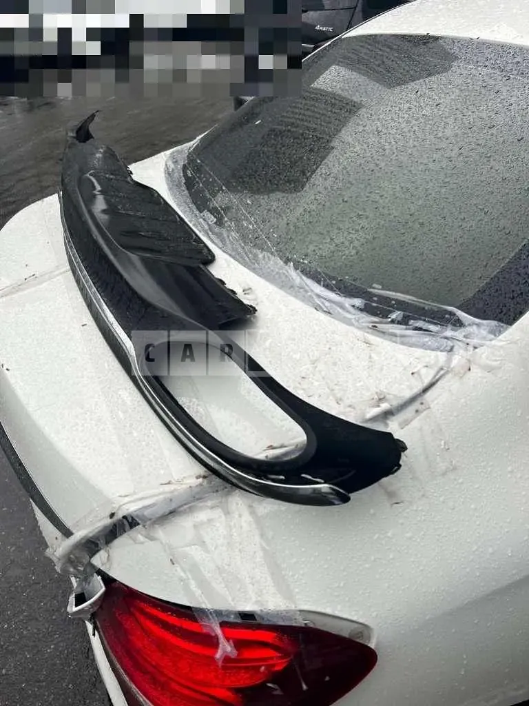 Photo 2 of 19: 2018 Mercedes-Benz E200 — Korean insurance auction