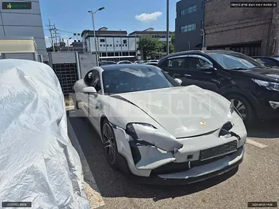 2022 Porsche Taycan (High. 5-seater)