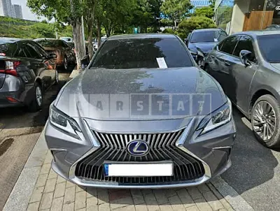 Photo 1 of 37: 2020 Lexus ES300h — Korean insurance auction
