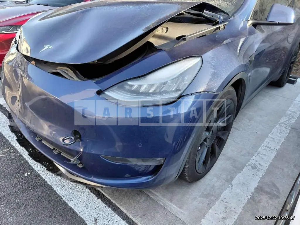 Photo 2 of 12: 2021 Tesla Model Y Long Range — Korean insurance auction