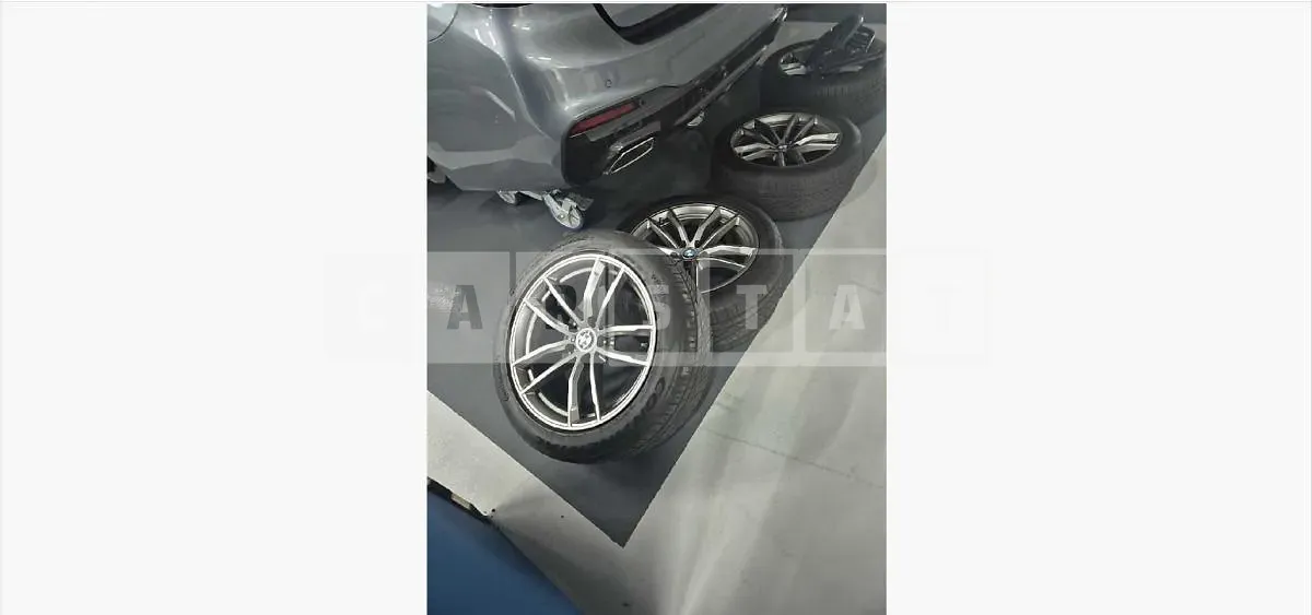 Photo 2 of 41: 2020 BMW 520d xDrive M Sport Packag — Korean insurance auction