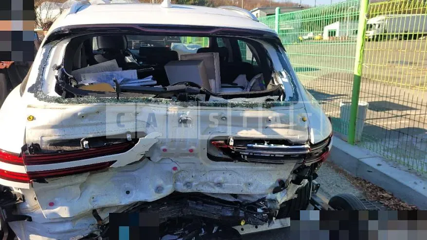 Photo 2 of 23: 2022 Genesis GV70 Electric Car — Korean insurance auction