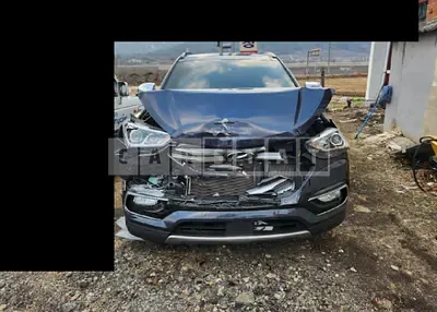 Photo 1 of 9: 2017 Hyundai Santa Fe, VIN KMHSW81UBHU720724 — Korean insurance auction