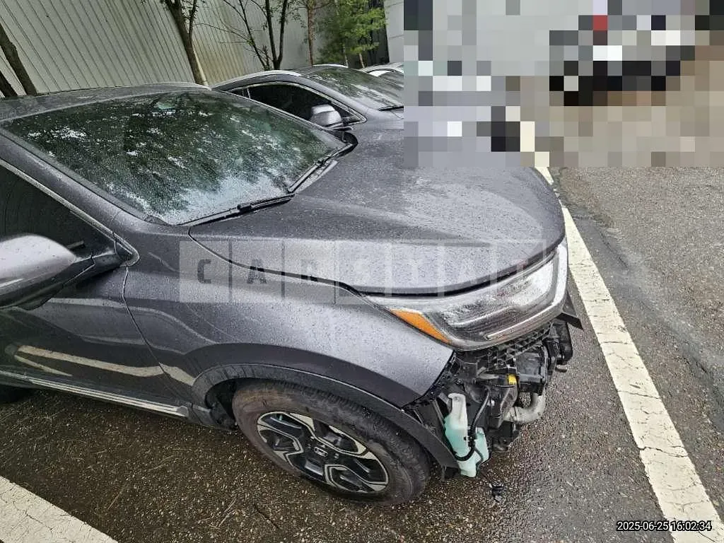 Photo 2 of 56: 2019 Honda CR-V 4WD — Korean insurance auction