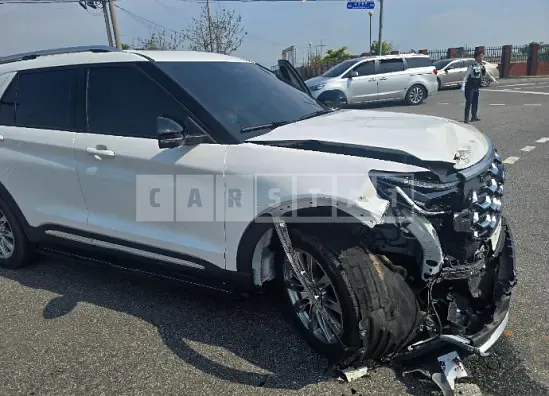 Photo 2 of 8: 2025 Ford Explorer 2.3L AWD — Korean insurance auction