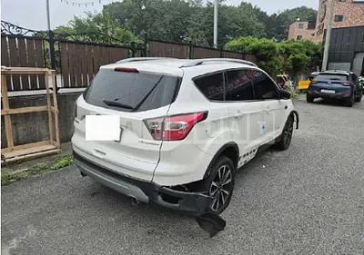 Photo 1 of 15: 2017 Ford Kuga 2.0 AWD — Korean insurance auction
