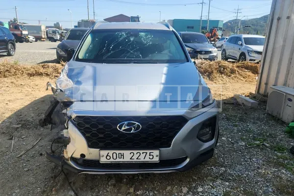 Photo 2 of 4: 2019 Hyundai Santa Fe, VIN KMHS281BDKU007544 — Korean insurance auction
