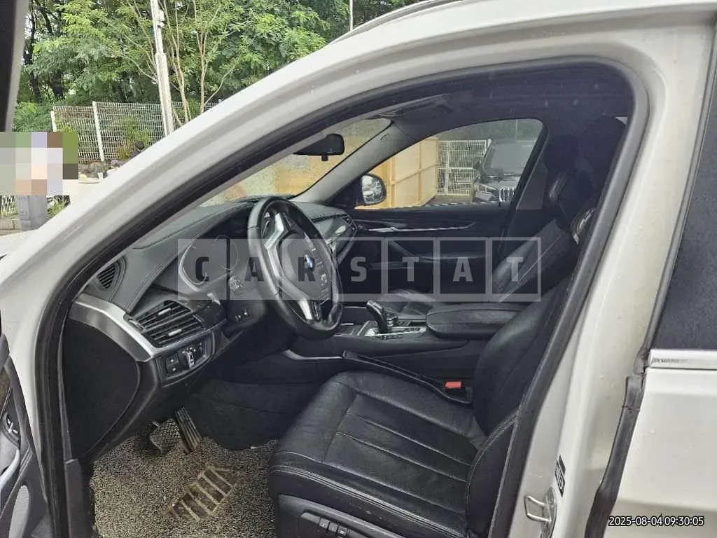 Photo 2 of 13: 2017 BMW X6 xDrive30d — Korean insurance auction