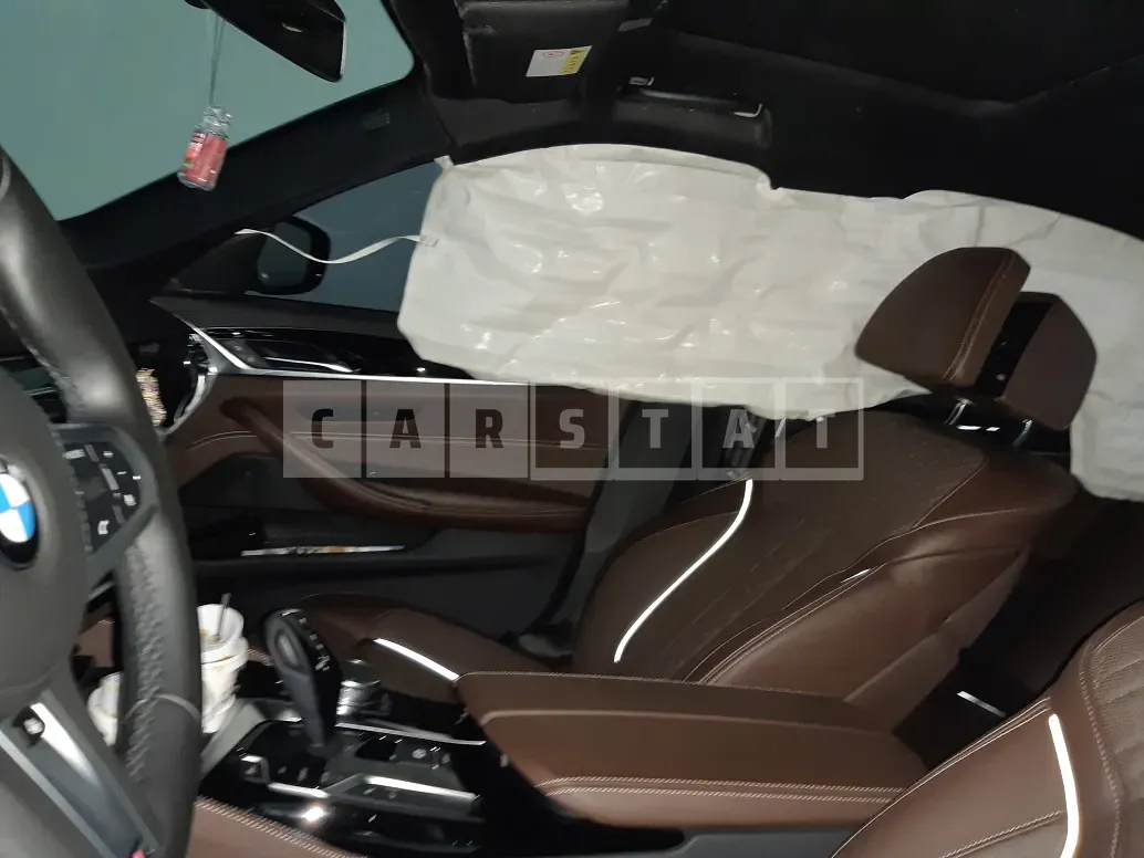 Photo 2 of 6: 2018 BMW 530i xDrive — Korean insurance auction