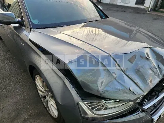 Photo 2 of 24: 2015 Audi A8L 60 TDI quattro, VIN WAUZZZ4H6FN014639 — Korean insurance auction