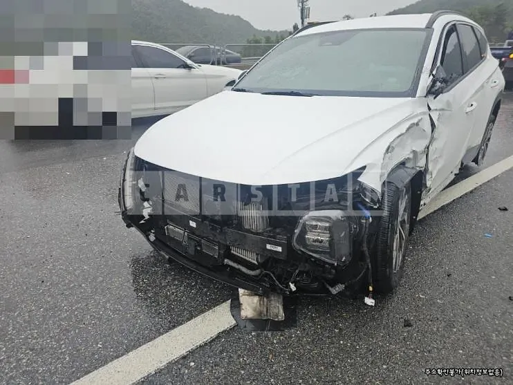 Photo 2 of 7: 2021 Hyundai Tucson Hybrid — Korean insurance auction