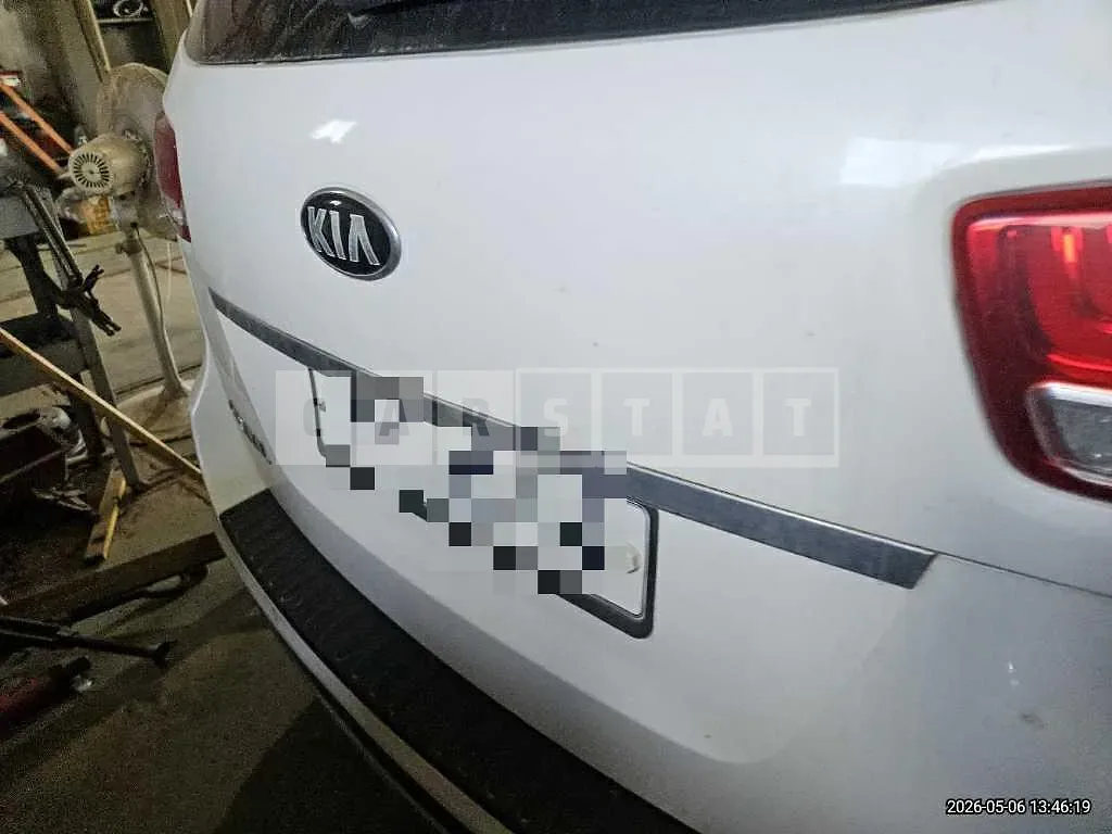 Photo 2 of 33: 2015 Kia Carnival High Limousine — Korean insurance auction