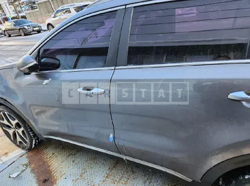 Photo 2 of 8: 2017 Kia Sportage, VIN KNAPN813BHK211092 — Korean insurance auction