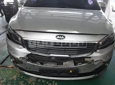 Photo 1 of 9: 2017 Kia Carnival — Korean insurance auction