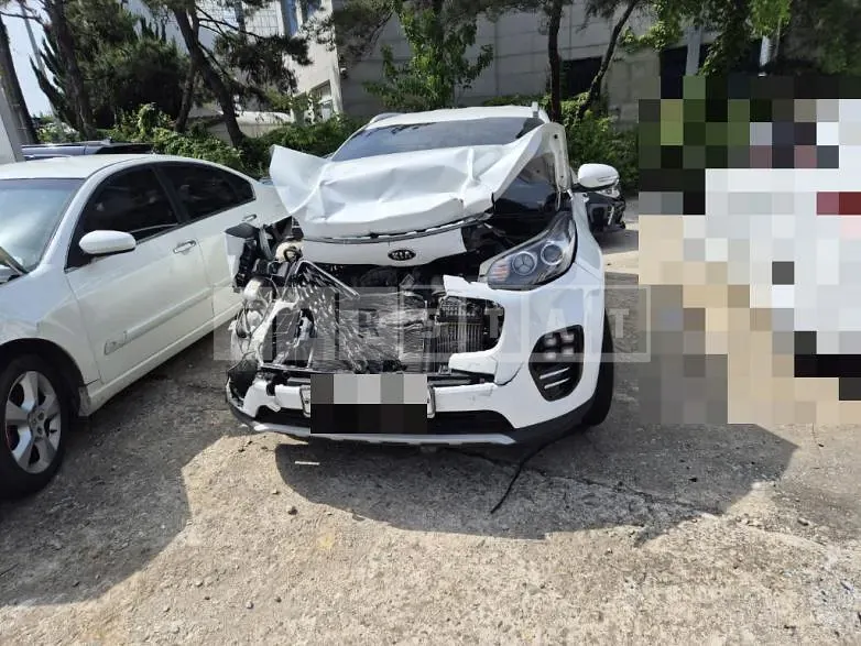 Photo 2 of 24: 2017 Kia Sportage 2.0 — Korean insurance auction