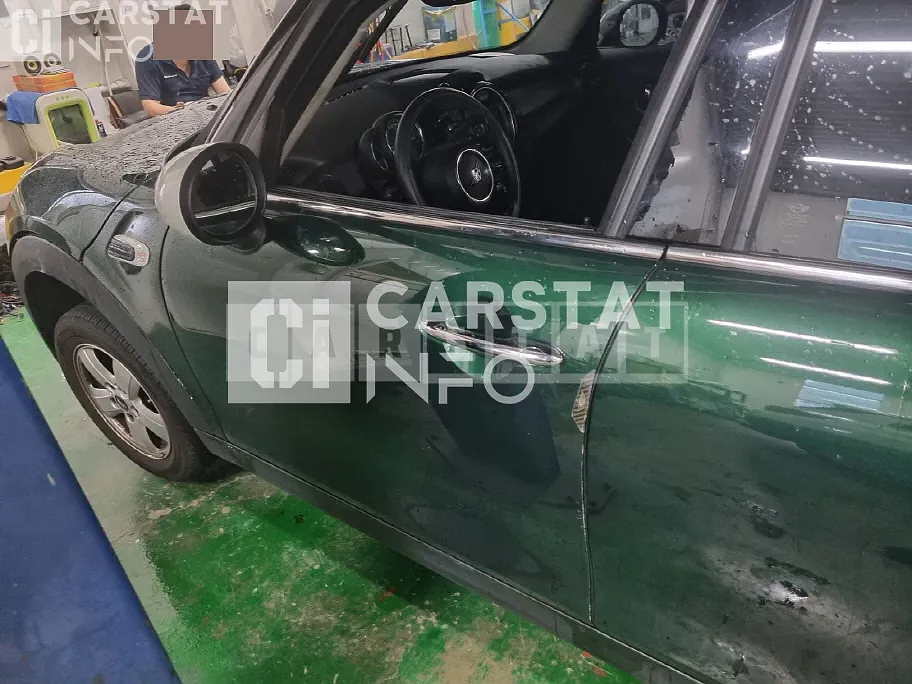Photo 2 of 9: 2019 MINI Supportini Cooper Five-Door — Korean insurance auction