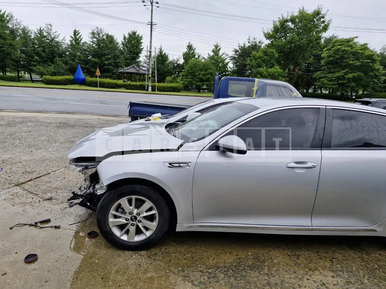 Photo 2 of 23: 2018 Kia K5, VIN KNAGS416BJA230770 — Korean insurance auction