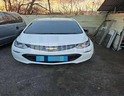 Photo 1 of 14: 2019 Chevrolet Volt Electric Car — Korean insurance auction