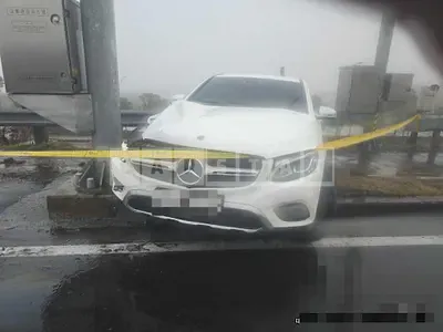 Photo 1 of 12: 2019 Mercedes-Benz GLC300 4Matic Coupe — Korean insurance auction