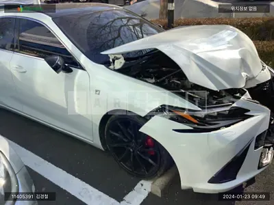 Photo 1 of 11: 2022 Lexus ES300h, VIN JTHBA1C18N2010186 — Korean insurance auction