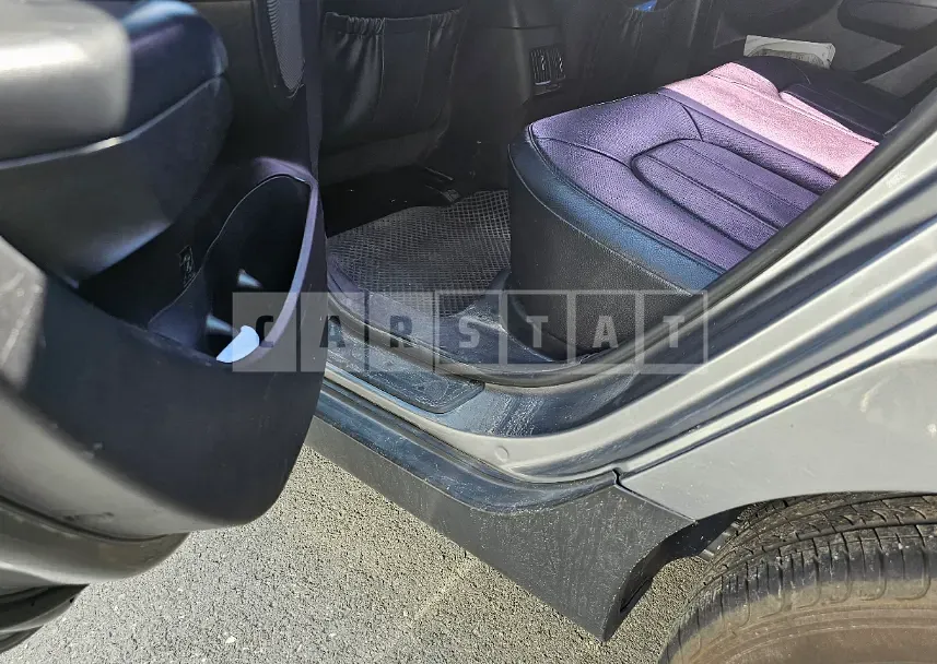 Photo 2 of 15: 2015 Hyundai Tucson, VIN KMHJT81VDFU014888 — Korean insurance auction