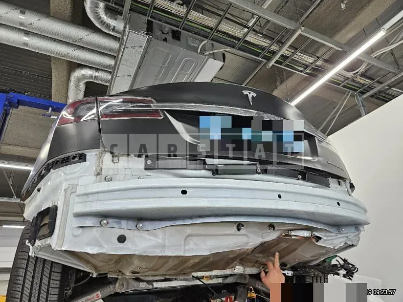 Photo 2 of 7: 2020 Tesla Model S Long Range — Korean insurance auction