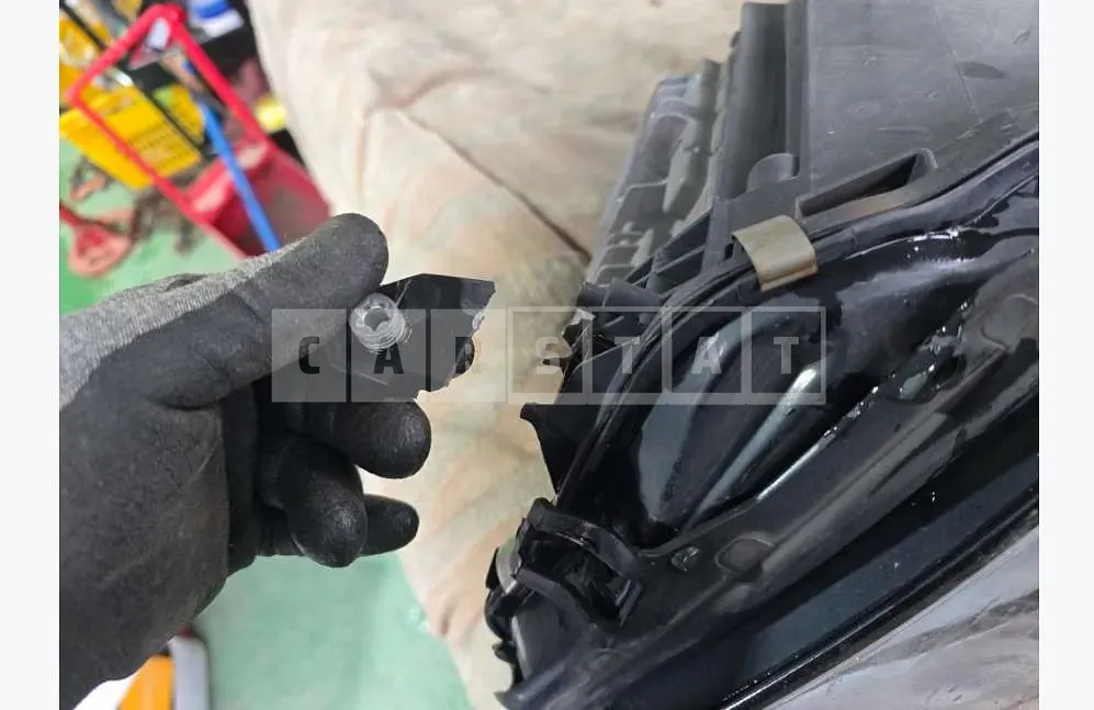 Photo 2 of 4: 2015 Mercedes-Benz (parts) S63 Headlamp — Korean insurance auction
