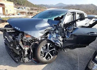 Photo 1 of 23: 2023 Kia Sportage, VIN KNAPX81GBPK069168 — Korean insurance auction