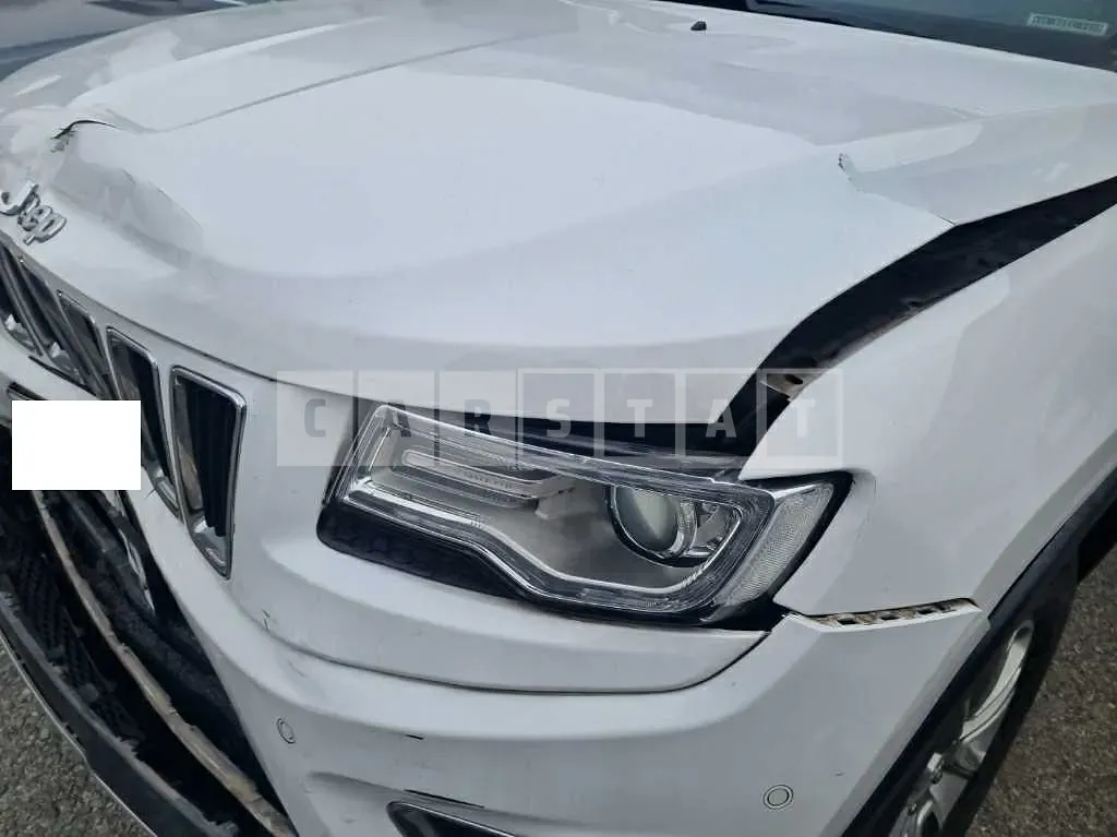Photo 2 of 36: 2015 Jeep Straw Grand Cherokee — Korean insurance auction