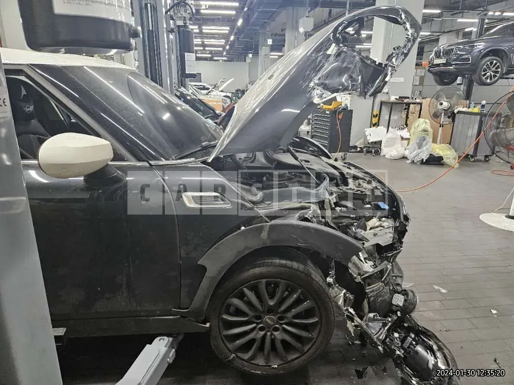 Photo 2 of 13: 2023 MINI Cooper Clubman, VIN WMWXJ3100P2T47254 — Korean insurance auction