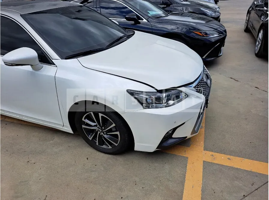 Photo 2 of 27: 2018 Lexus CT200h, VIN JTHKD5BH0J2333879 — Korean insurance auction