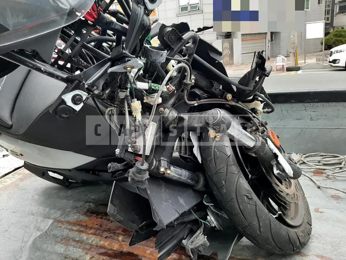 Photo 2 of 17: 2022 (Two-Wheel) Joymax Z PLUS125 — Korean insurance auction