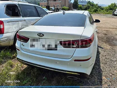 Photo 1 of 10: 2018 Kia K5 2.0 — Korean insurance auction