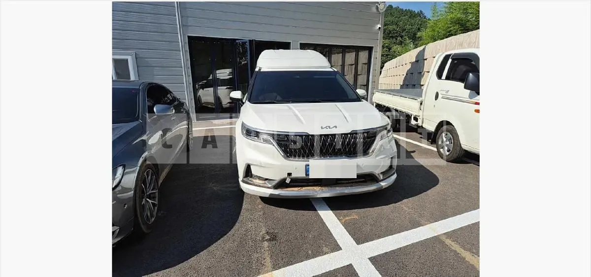 Photo 2 of 13: 2021 Kia Carnivals — Korean insurance auction