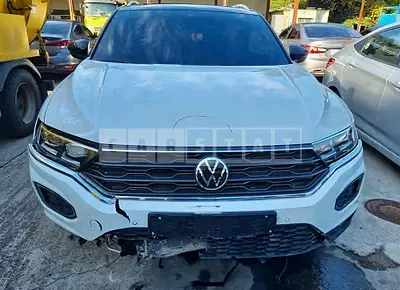 Photo 1 of 21: 2022 Volkswagen T-Roc 2.0 TDI, VIN WVGZZZA1ZNV008628 — Korean insurance auction