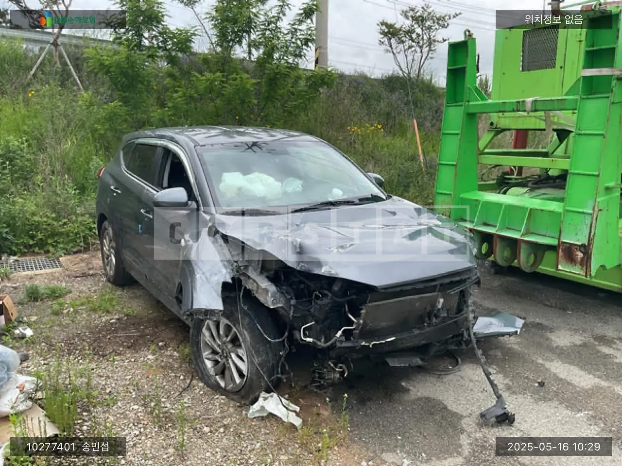 Photo 2 of 8: 2015 Hyundai Tucson, VIN KMHJ281ADGU086213 — Korean insurance auction
