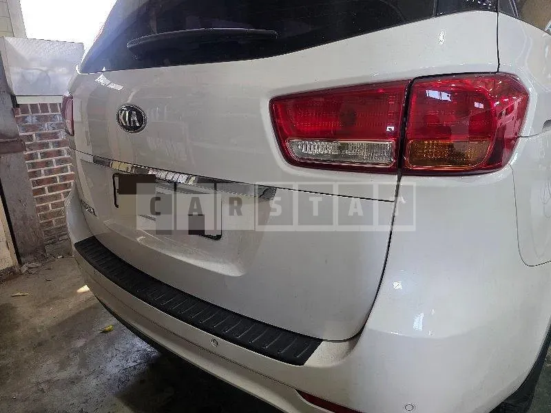 Photo 2 of 33: 2015 Kia Carnivals — Korean insurance auction
