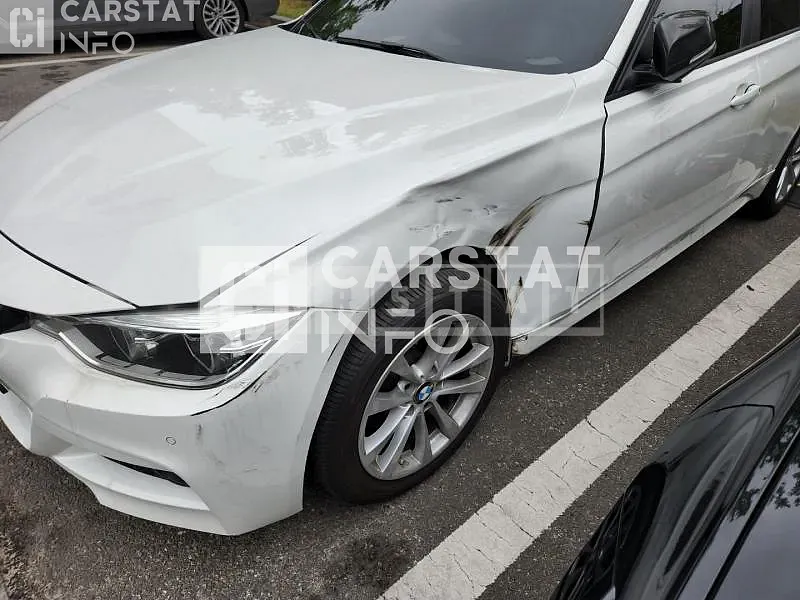 Photo 2 of 24: 2018 BMW 320d, VIN WBA8C5101J5L44492 — Korean insurance auction