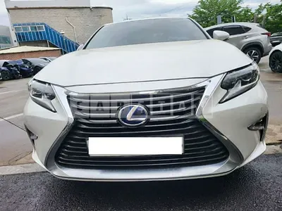 Photo 1 of 33: 2017 Lexus ES300h — Korean insurance auction